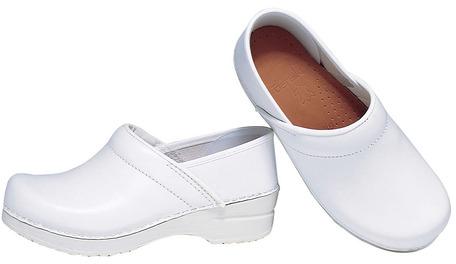 Merchant Footwear White Nurse Shoes, Size : 6-10''