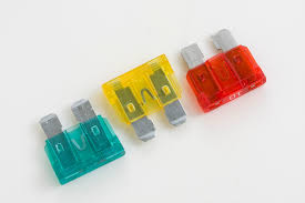 Plastic car fuse, for Automobile, Feature : Longer service life, Dimensional Accuracy, Nominal costs
