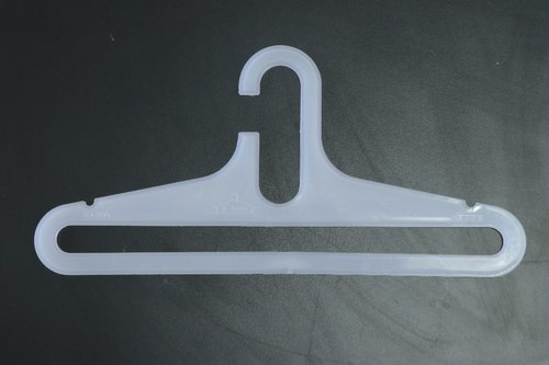 Max Mannequins Plastic Benzer Hanger, Hook Type : Open Hook