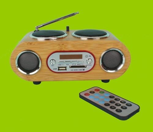 Portable multimedia player, for Events, Home, Parties, Voltage : 12vdc, 6vdc