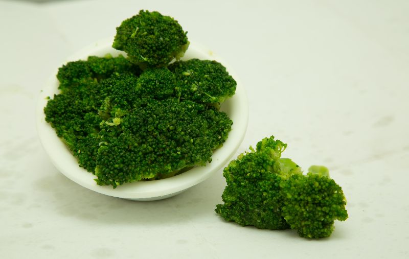 Natural Frozen Broccoli, for Cooking, Packaging Type : Plastic Packet