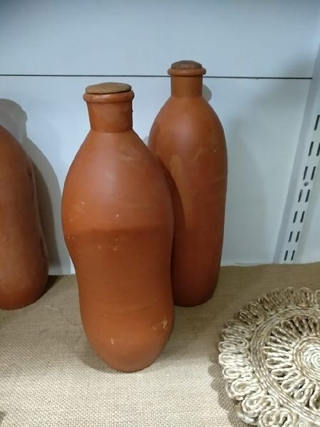 Clay Water Bottle, for Drinking Purpose, Feature : Freshness Preservation