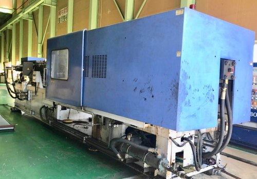 Used injection molding machines