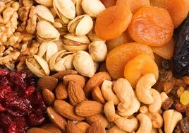 Dry fruits & Nuts, for Cooking, Herbal Formulation, Packaging Type : Plastic Box, Plastic Packat