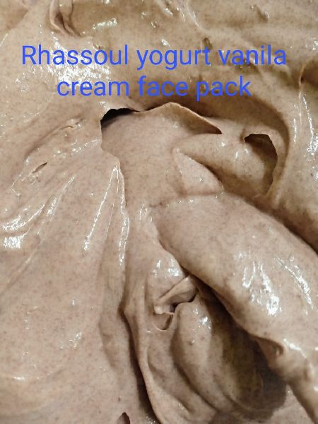 Divine Rhassoul Clay Face Mask, for Personal, Parlour, Form : Thick Creamy Liquid