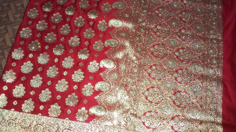 Banarasi silk sarees, Feature : Dry Cleaning