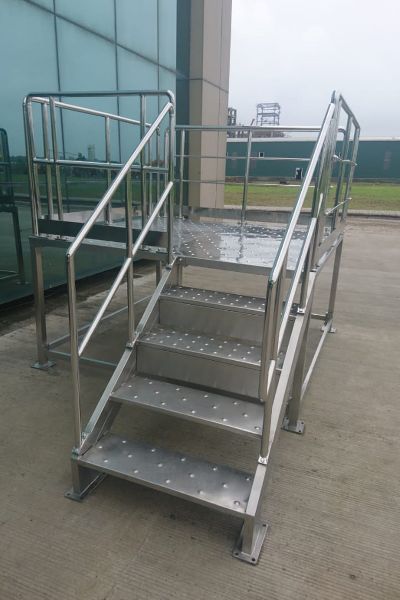 Polished Stainless Steel Railings, Pattern : Floor