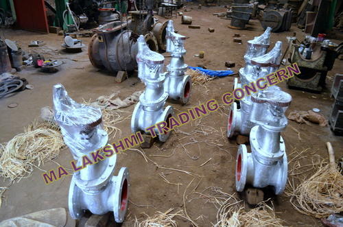 Karar Cast Steel Sluice Valves