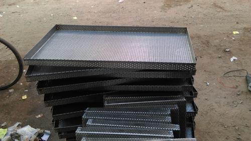 Rectangular Stainless Steel Perforated Trays, for Cashew Drying