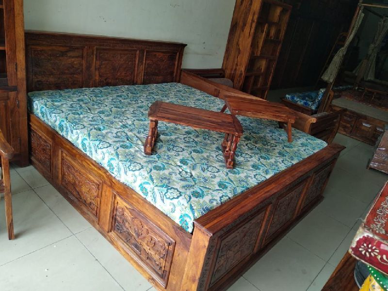 Carving Design Sheesham Wood Double Bed