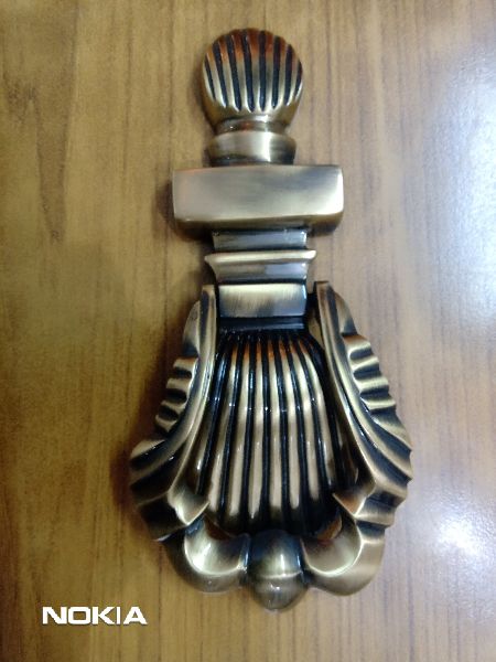 CARBON Finished Shell Brass Door Knocker, Feature : Attractive Design