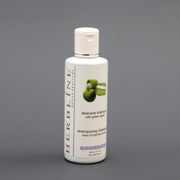 Aloevera Shampoo With Green Apple