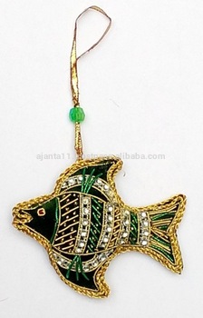 FISH AND EFFEL TOWER SHAPE ORNAMENT