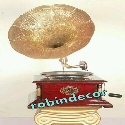 Retro gramophone Vintage vinyl machine Phonograph