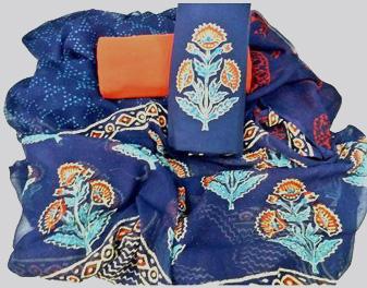 Cotton Embroidered Fabrics, for Garments, Color : Multicolor