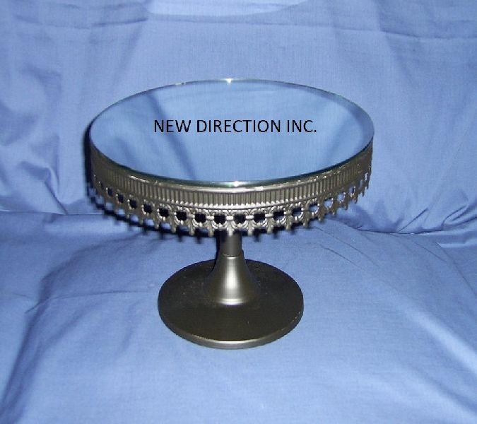 Metal white finished antique cake stand, Feature : Eco-Friendly