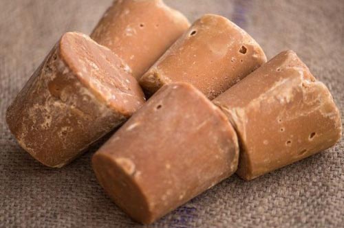 Sugarcane Organic Jaggery Blocks, Color : Brownish