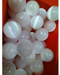 Selenite Agate Spheres, Color : White