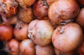Fresh Organic Onion, for Human Consumption, Color : Light Pink