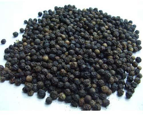 Natural black pepper, for Cooking, Style : Dried, Raw