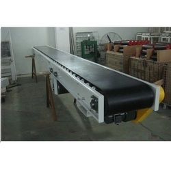 Metal Belt Conveyor, for Moving Goods, Certification : CE Certified