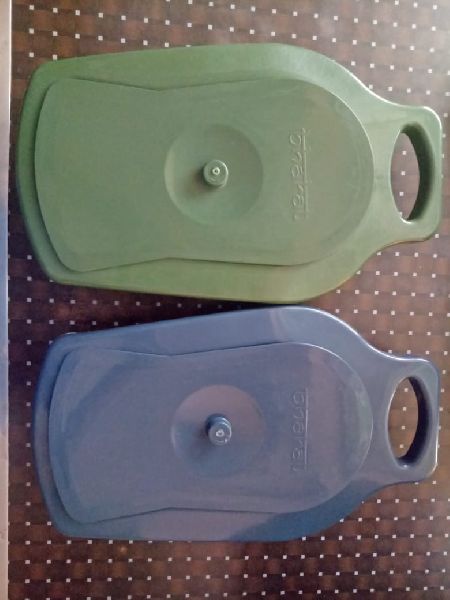 Reusable Plastic Bedpan, for Hospital, Clinical, Feature : Easy to clean