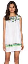 WHITE COTTON TUNIC WITH 3/4TH SLEEVES AND EMBROIDERY