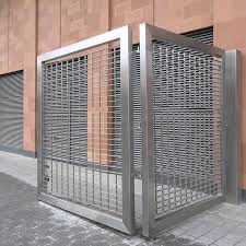 Polished Stainless Steel Gate, for Outside The House, Parking Area, School, Style : Fancy