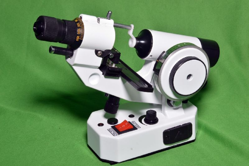 Manual Lensmeter RL-130
