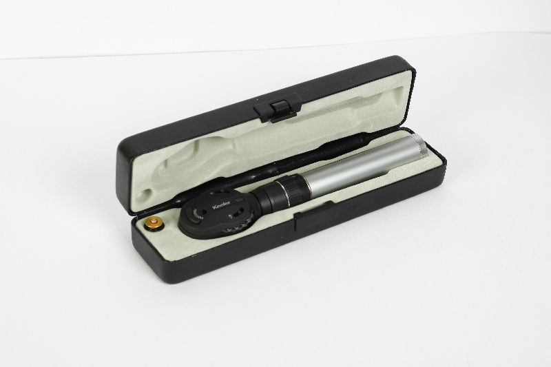 PROFESSIONAL OPHTHALMOSCOPE 3.6V WITH MINI CHARGER