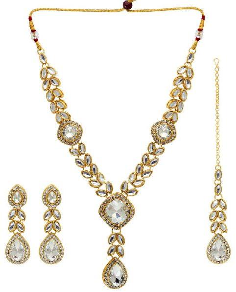 Traditional Beads Kundan Necklace With Earrings, Color : Maroon
