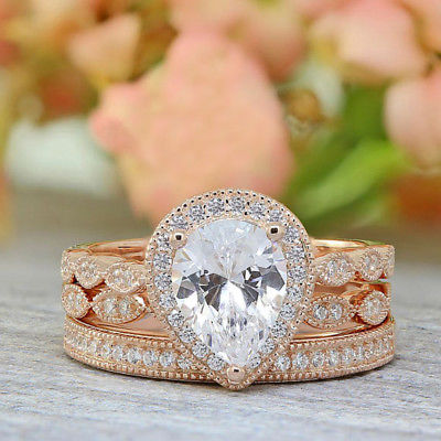 Pear Cut White Diamond Wedding Set Ring