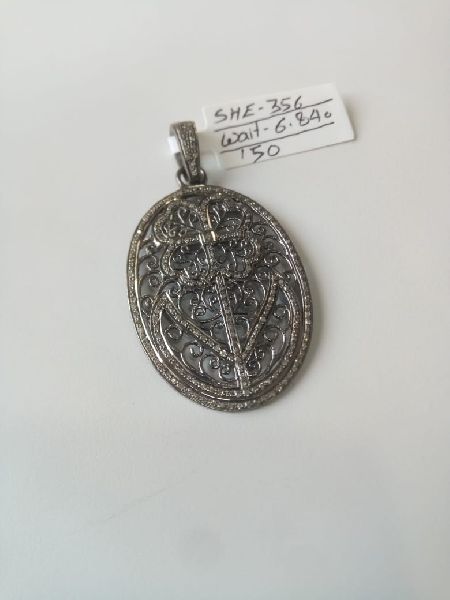 Oval Shaped Silver Stone Pendant, Occasion : Part Wear
