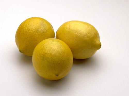Organic Seedless Lemon, Taste : Sour