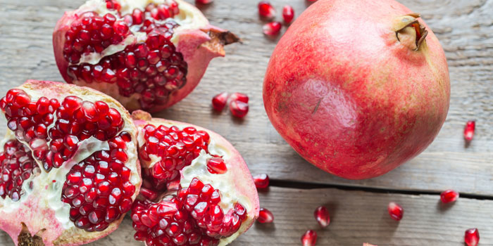 Organic Fresh Indian Pomegranate, for Making Juice