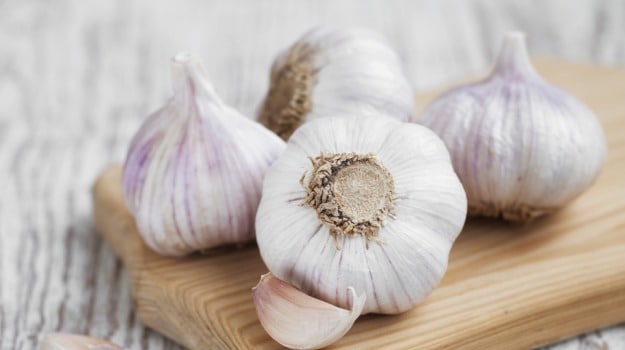Organic Fresh White Garlic, Feature : Dairy Free, Moisture Proof
