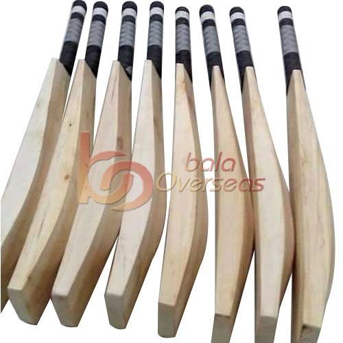 Plain Wood Standard Size Cricket Bat, Feature : Fine Finish