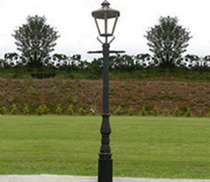 CI LAMP POST