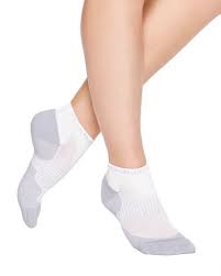 Plain Cotton Women Ankle Socks, Feature : Easily Washable, Impeccable Finish