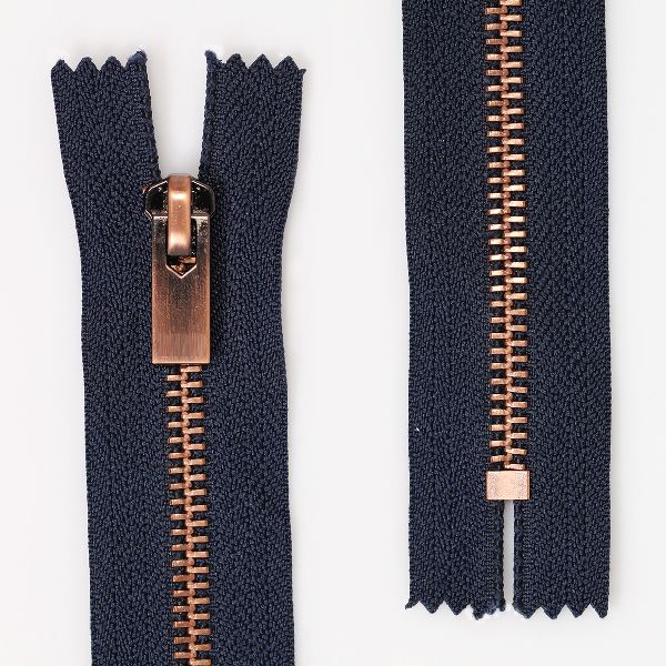 Copper Metal Zippers, for Bag, Cushions, Garments, Technics : Machine Made