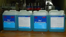 Liquid Cleaning Chemicals, Purity : 100%