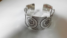 Mohari silver cuff bracelet bangle, Gender : Women's