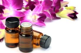 Aroma Oil, Feature : Lustrous Hair, Moisturizer, Nourishing, Pigmentation Correctors, Pore Cleaner