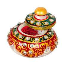 Marble Sindoor Box, Pattern : plain, Printed, Color : White, Creamy, Red, Yellow