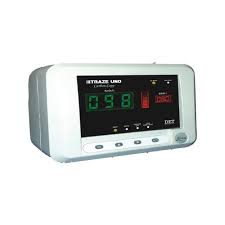 Automatic Battery HDPE Traze Pulse Oximeter, for Medical Use, Display Type : Digital