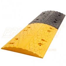 Rubber Speed Breakers, Feature : Blow-Out-Proof, Durable, Optimum Quality, Smooth Finish