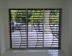 Non Polished Aluminium Designer Window Grill, for Home, Hotels, Malls, Office, Feature : Attractive Look