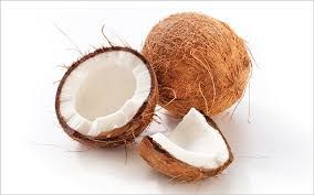 Natural Fresh Coconuts, For Free From Impurities, Freshness, Good Taste, Healthy, Form : Liquid