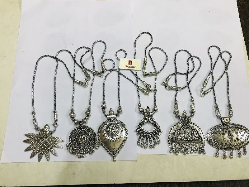 Silver Antique Pendants, Size : Large to Small