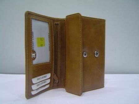 Article No 711 Mens Leather Wallet, Technics : Attractive Pattern